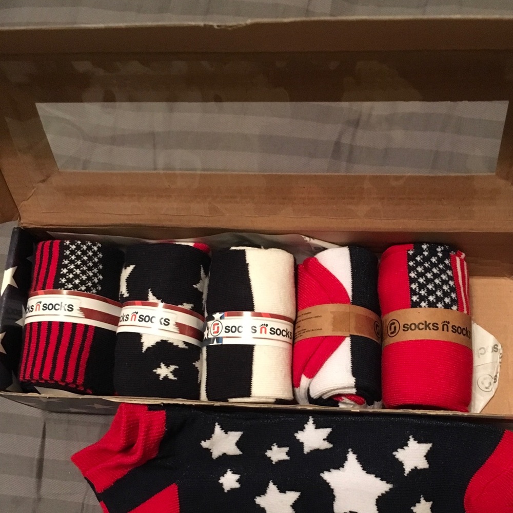 Socks n Socks - Picture 2 of 2